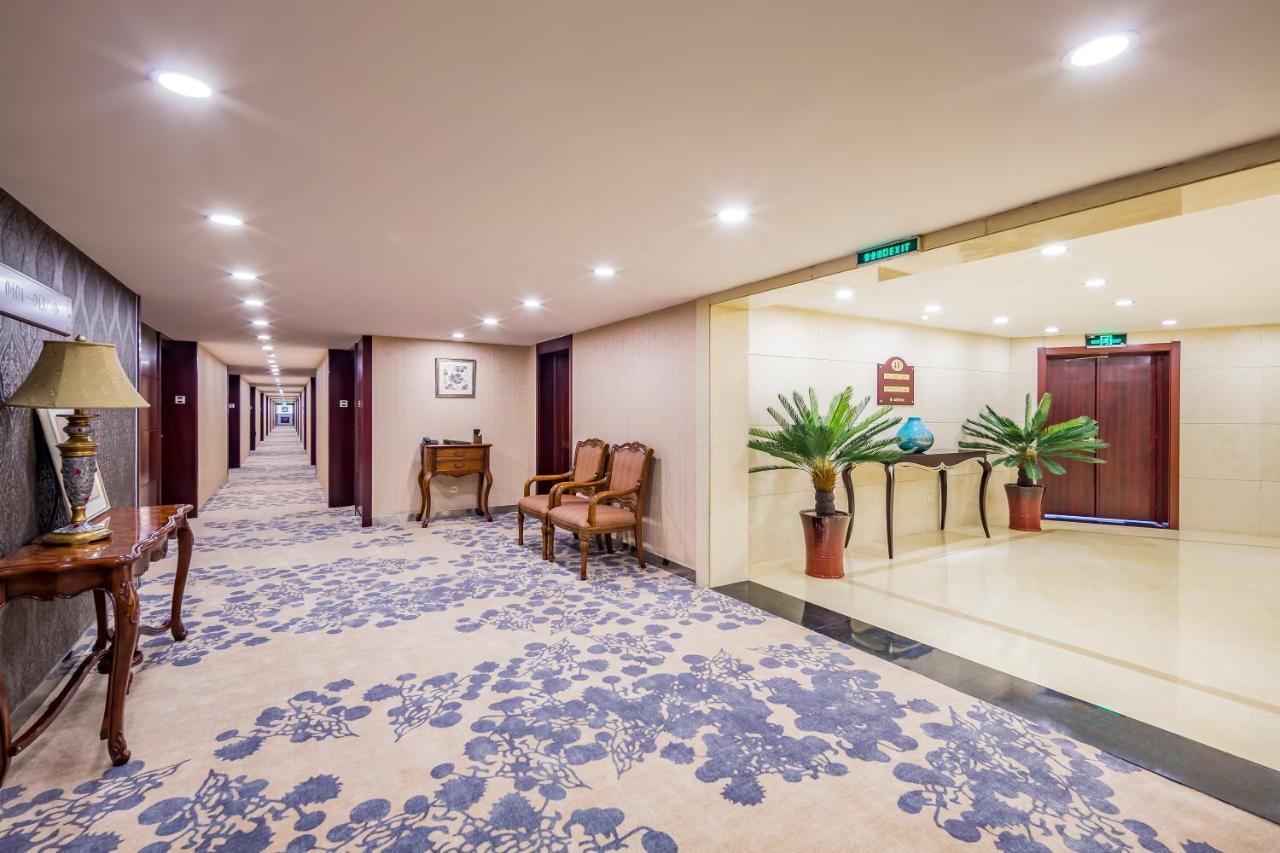 Beijing Commercial Business Hotel Екстериор снимка