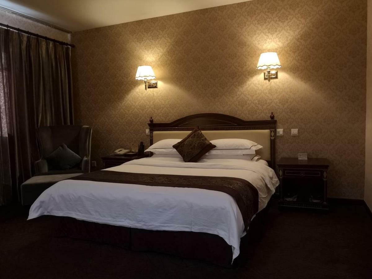 Beijing Commercial Business Hotel Екстериор снимка
