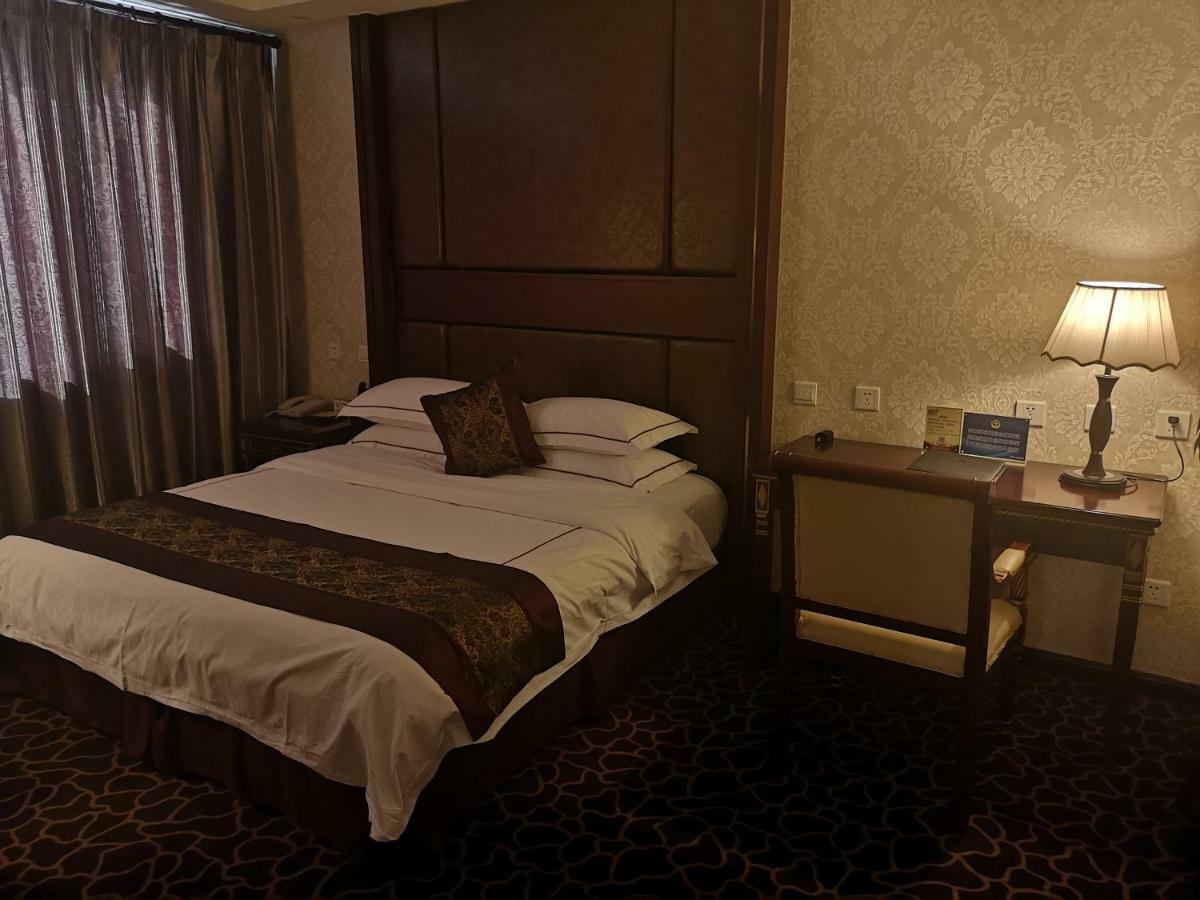 Beijing Commercial Business Hotel Екстериор снимка